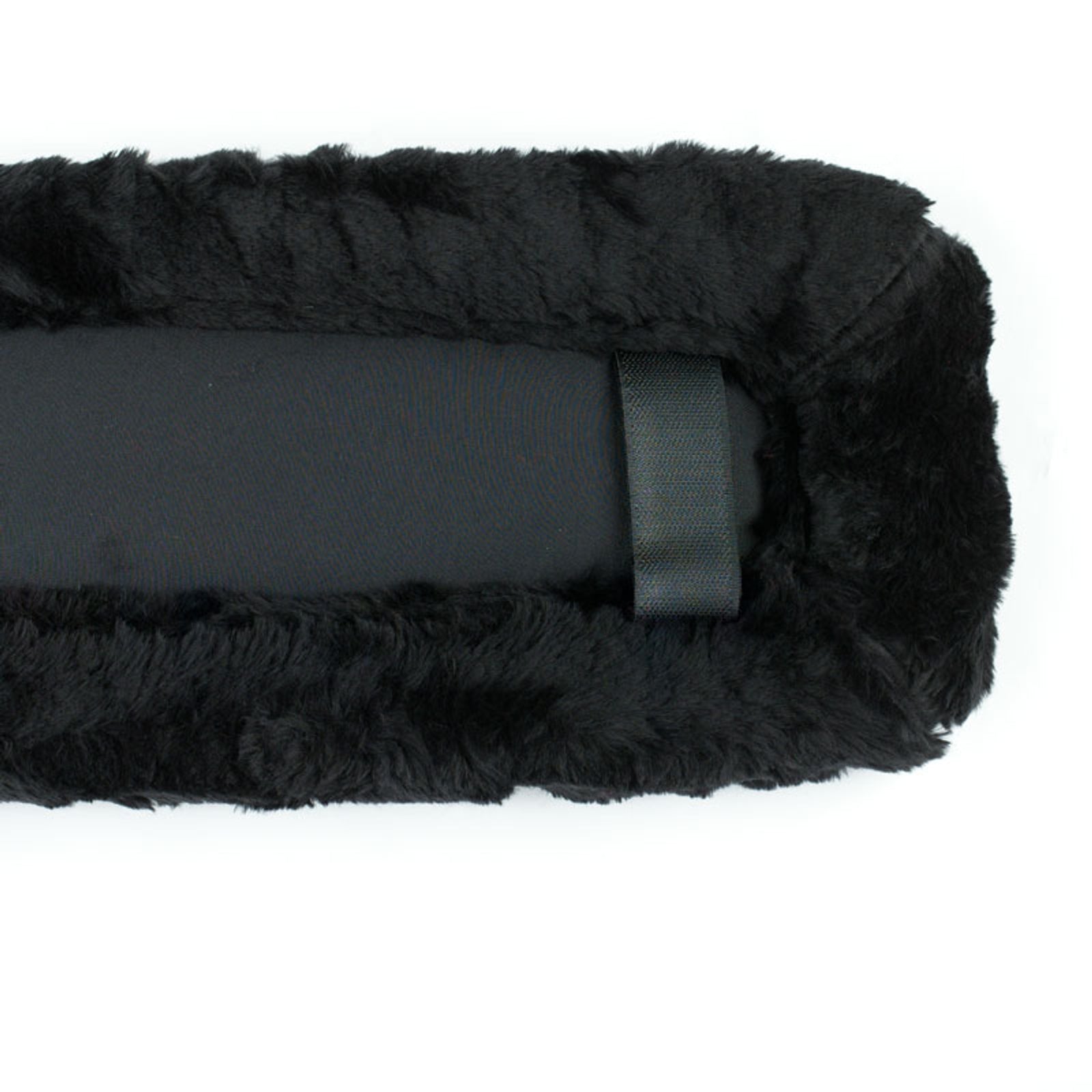 Finntack Pro bred pad till brösta i fleece Trav