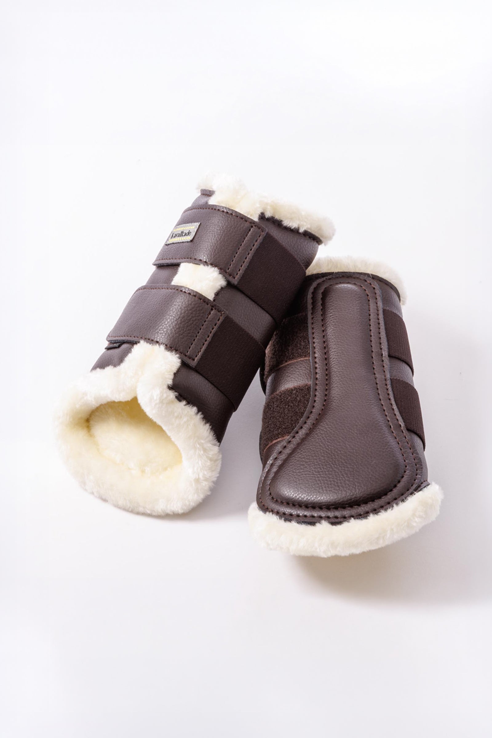 Kavalkade Anatomic syntetläder skydd med fuskpäls Leg & Hoof Protection
