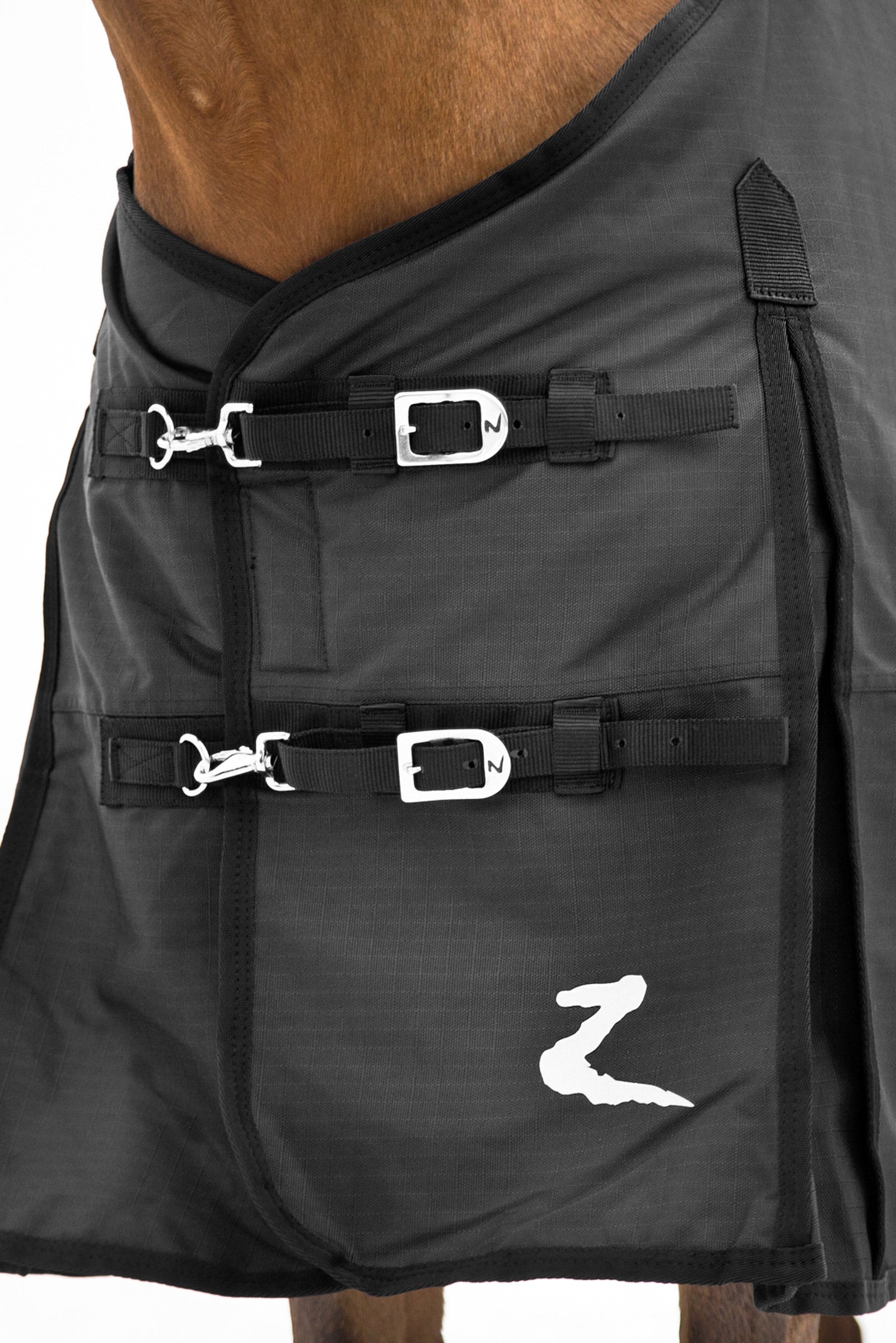 Horze Nevada Medium Weight Turnout Rug, 200g Horse Rugs