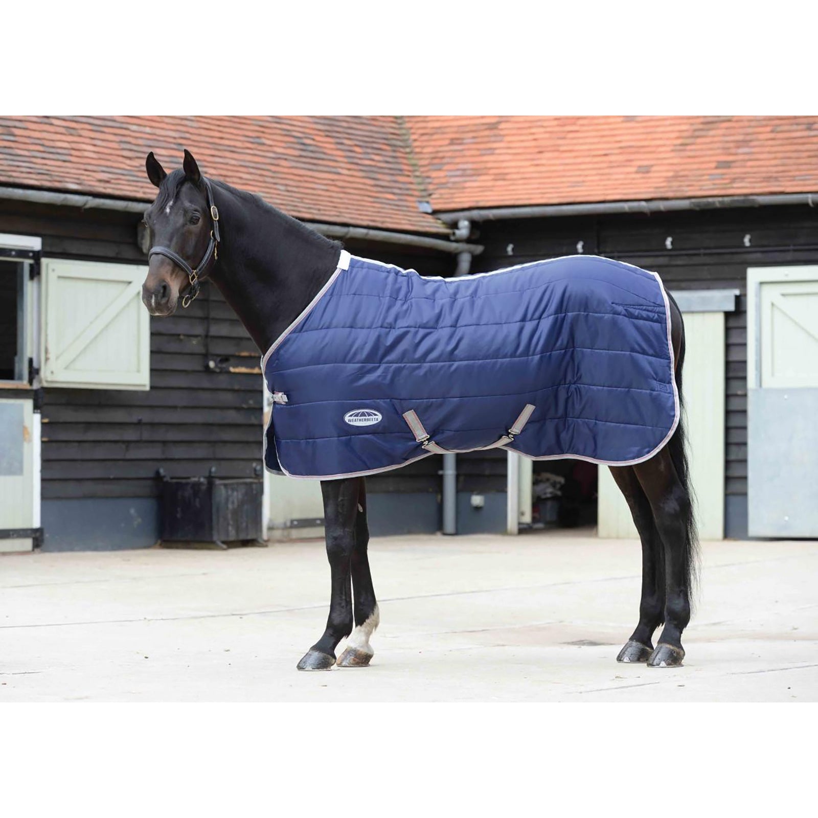 Weatherbeeta WeatherBeeta ComFiTec stalltäcke med kanalquiltning, 110 g Hästtäcken