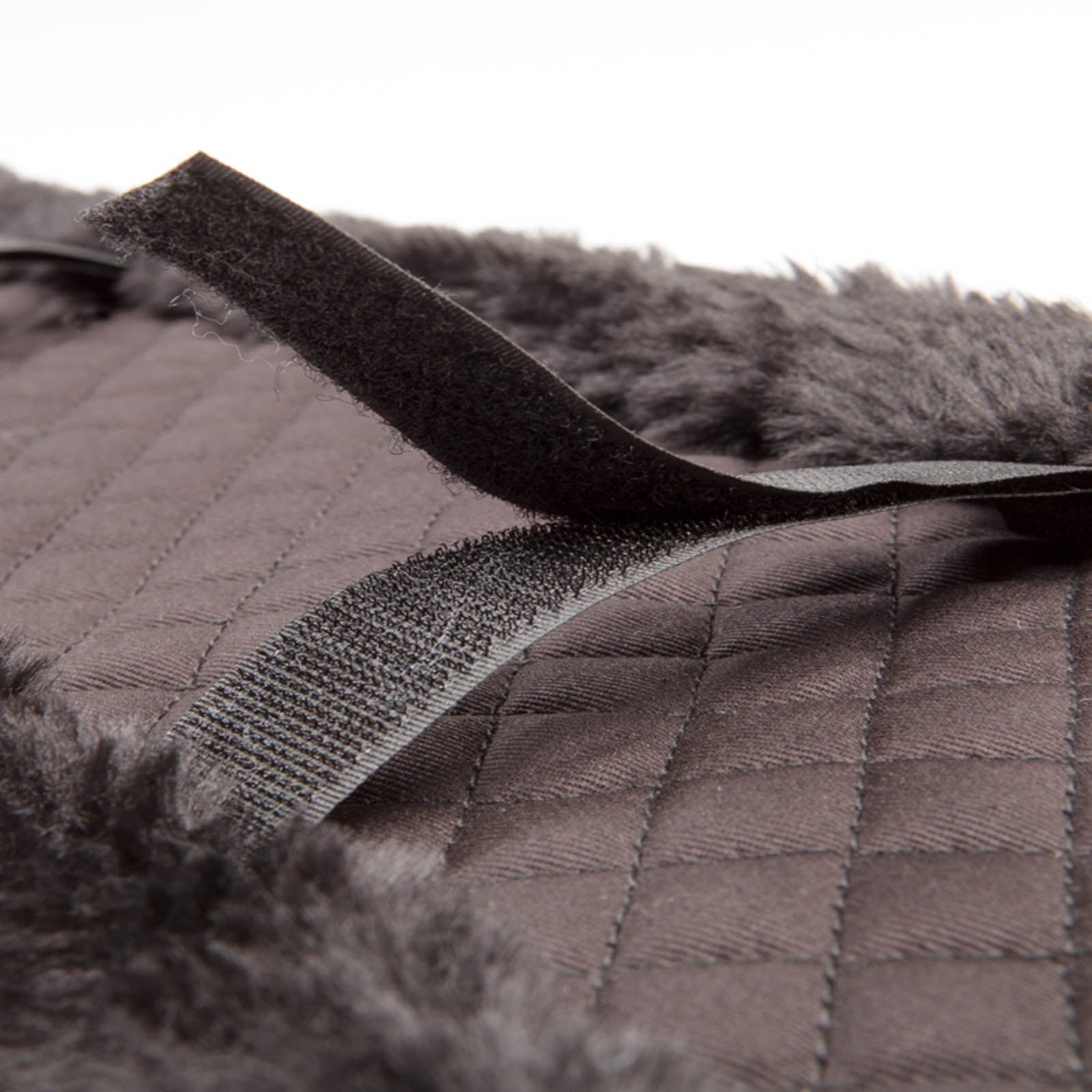 Kavalkade FauxFur Girth Cover Saddles, Girths & Stirrups