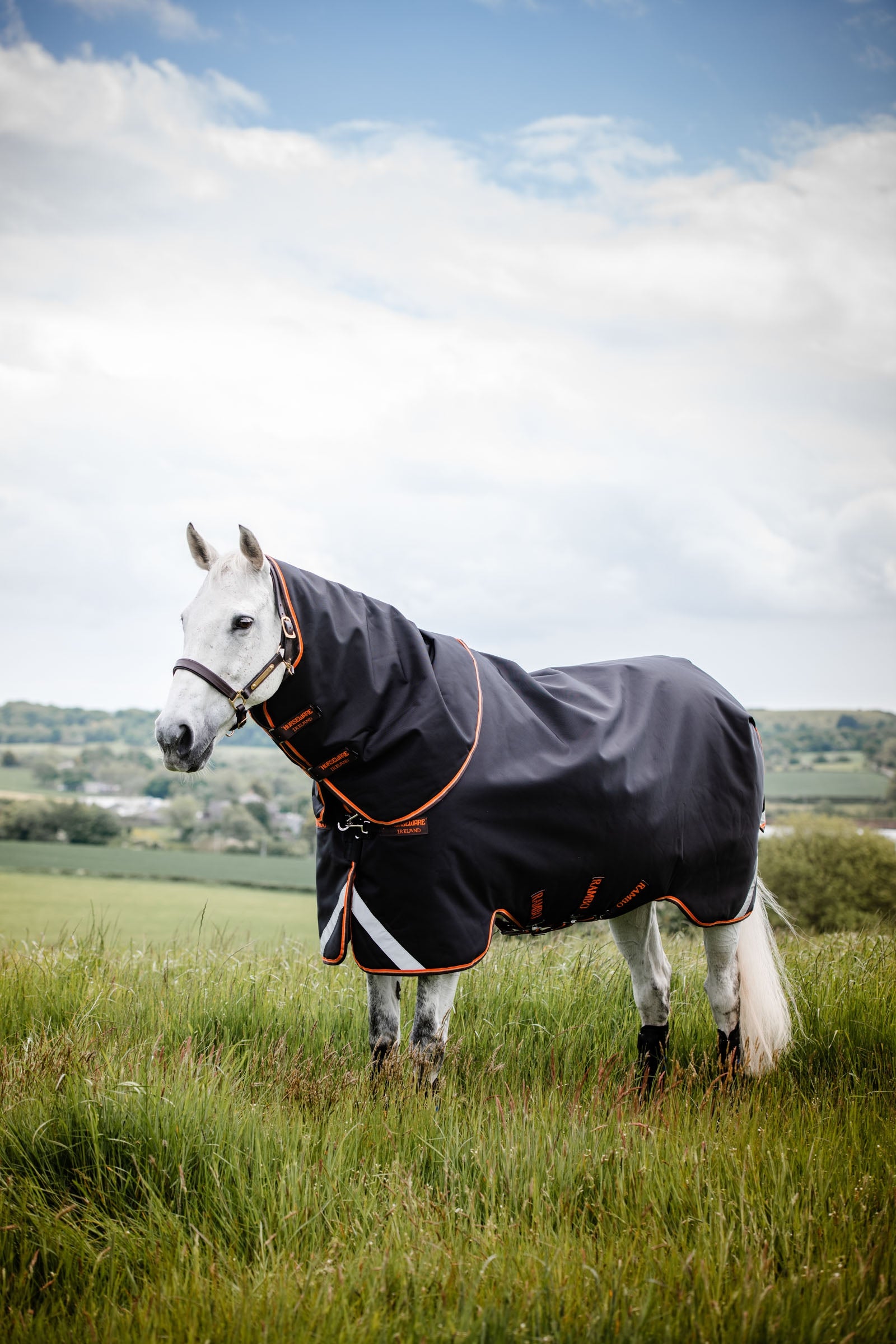 Horseware New Rambo Supreme Turnout Utetäcke inkl. Avtagbart halstäcke, 200g Hästtäcken