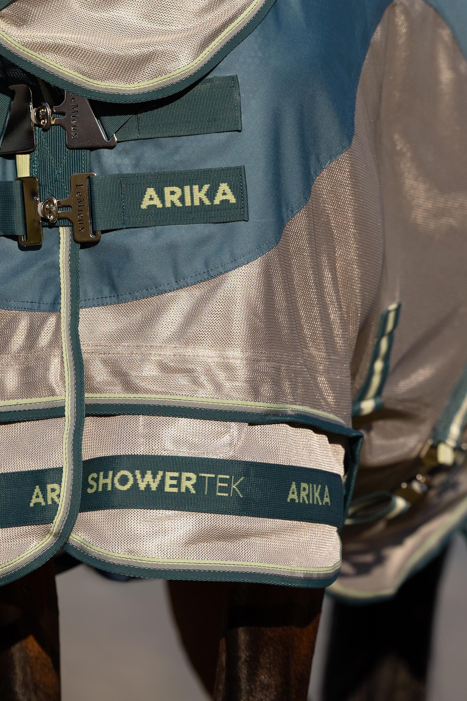 LeMieux Arika Camo Shower-Tek Fly Rug w. Detachable Neck Horse Rugs