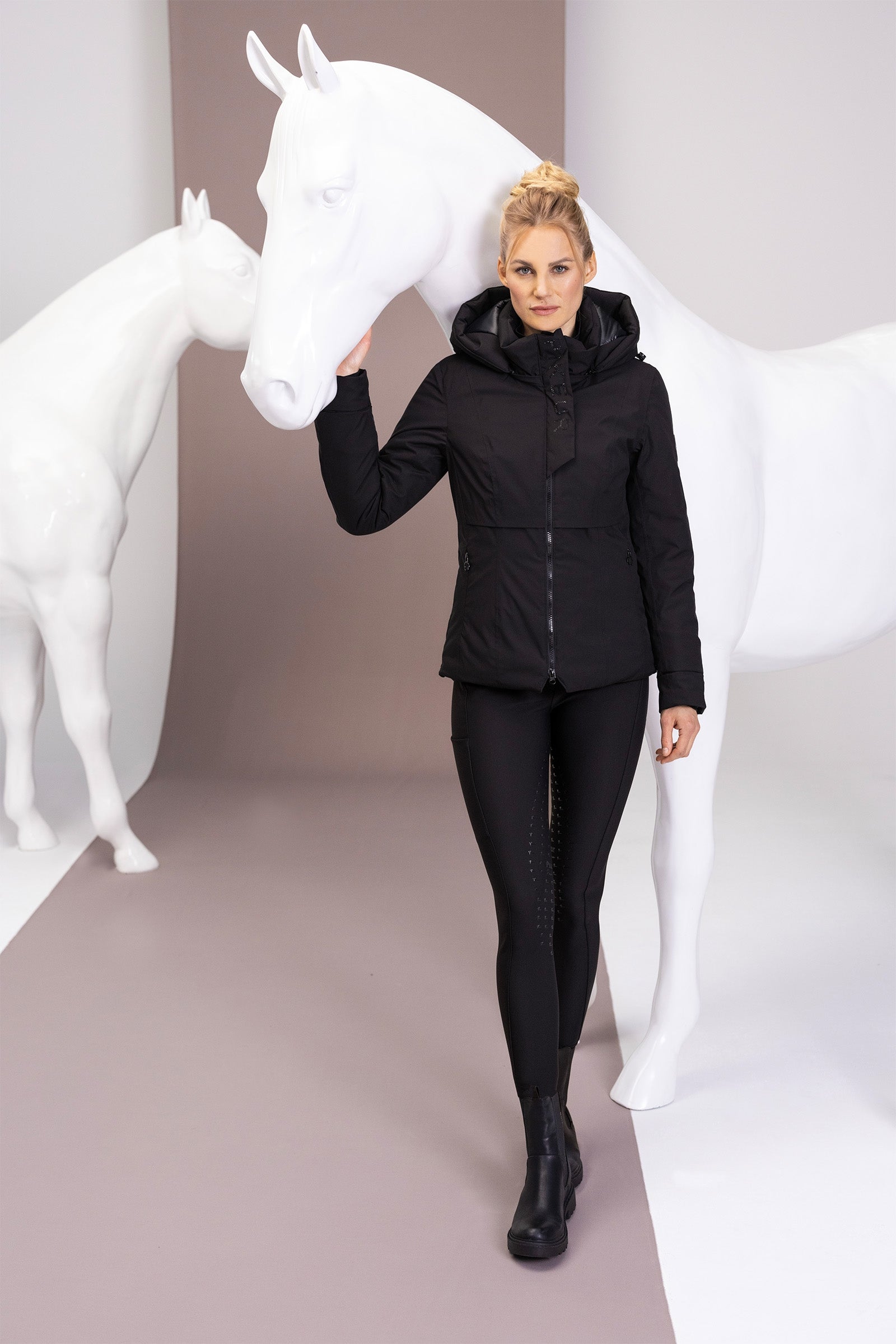 Pikeur Athleisure Regnjacka för kvinnor Damridkläder