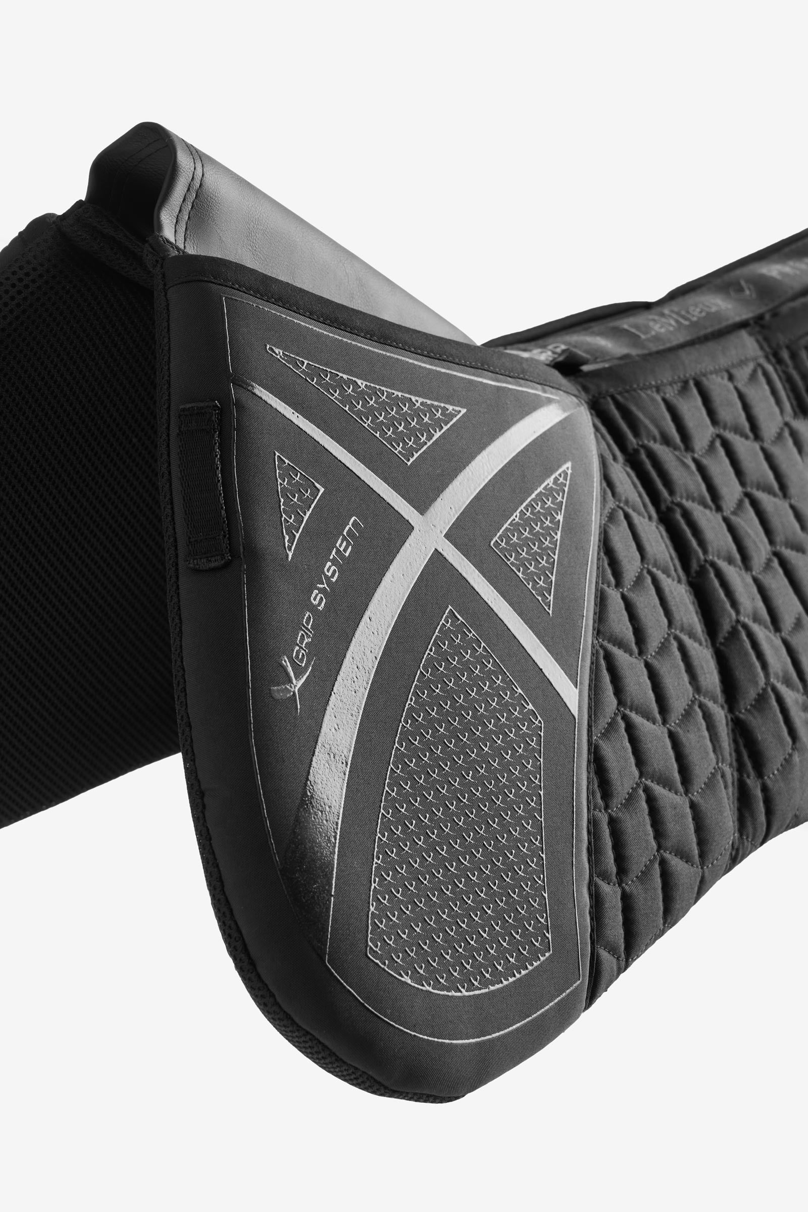 LeMieux Prosorb 3-fickor vadderad halvpad Schabrak