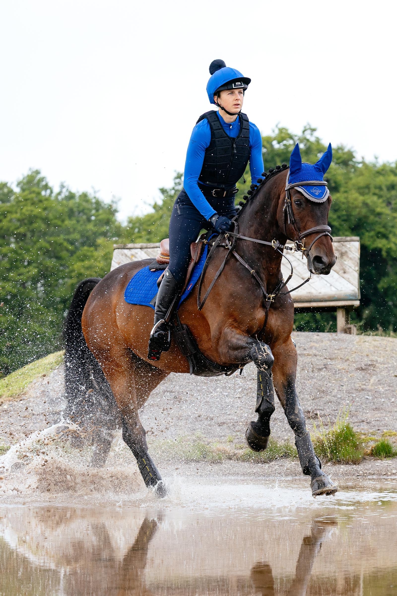 LeMieux Lemieux Suede Close Contact Square Saddle Pad Saddle Pads