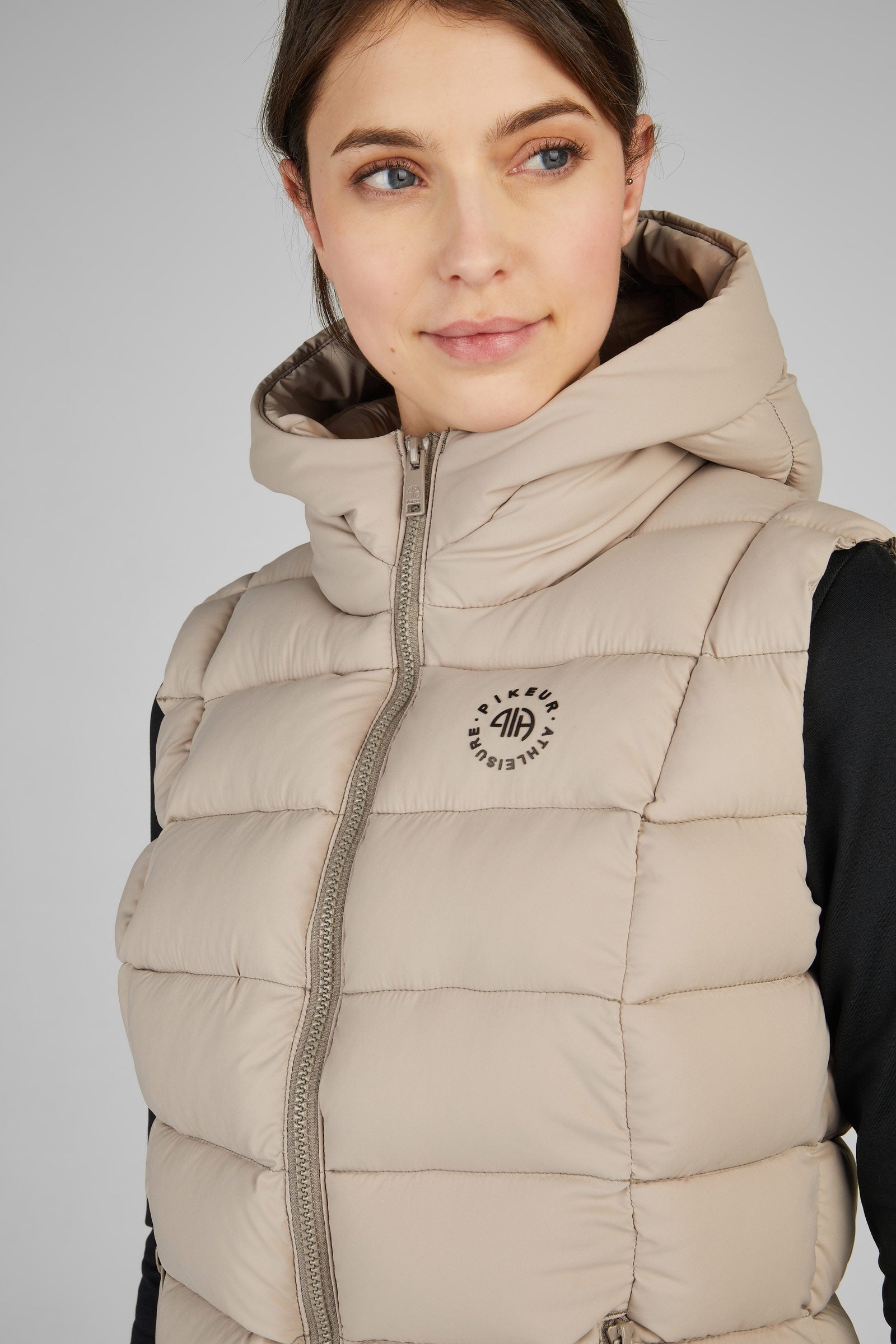 Pikeur Athleisure Quilt-Vest Damridkläder