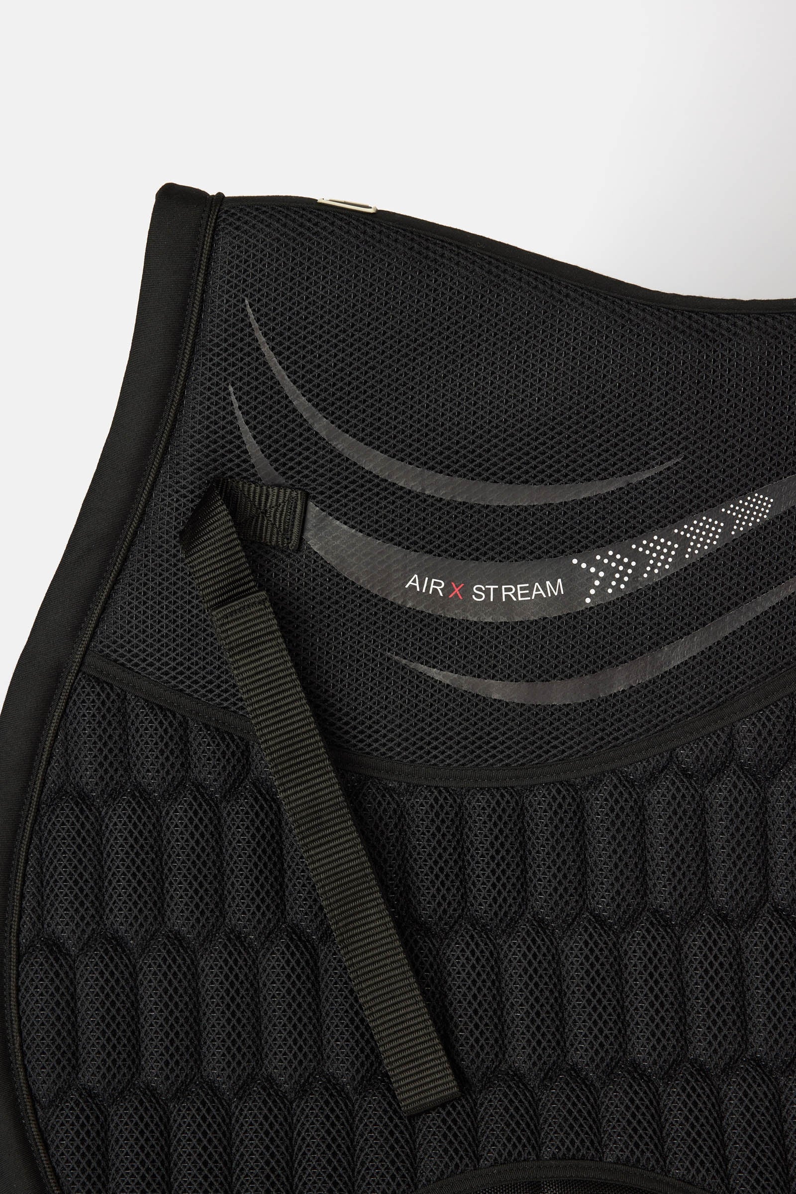 Pack shot 2