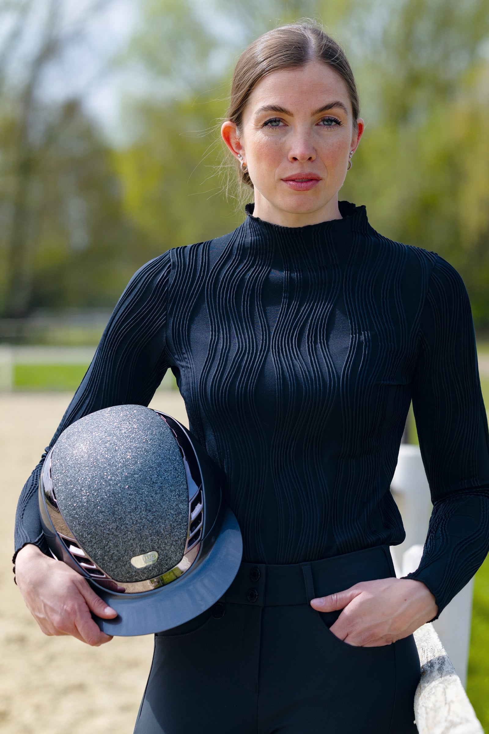 Lifestyle shot 4
