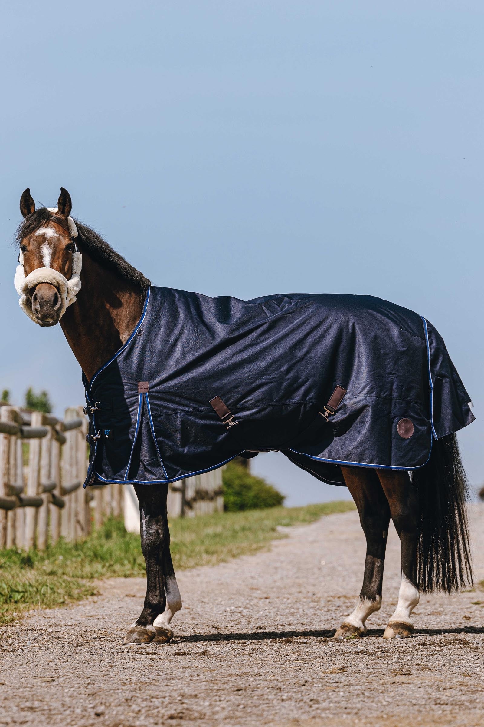 EQUITHÈME Classic 1200D High Neck Rug, 0 g Horse Rugs