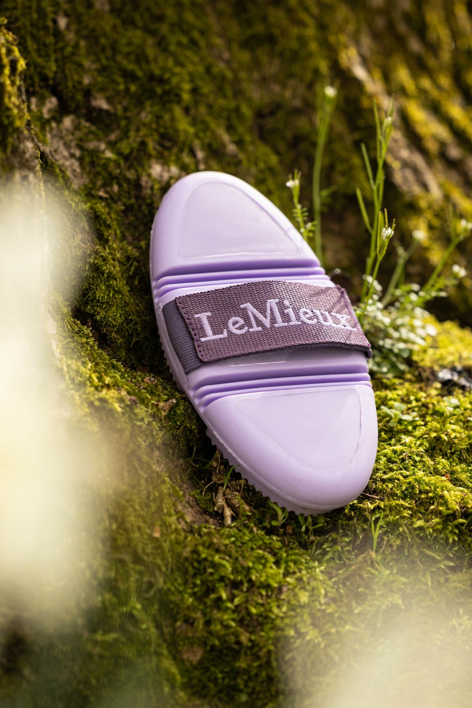 LeMieux Flexi Curry Comb Horse Grooming Tools