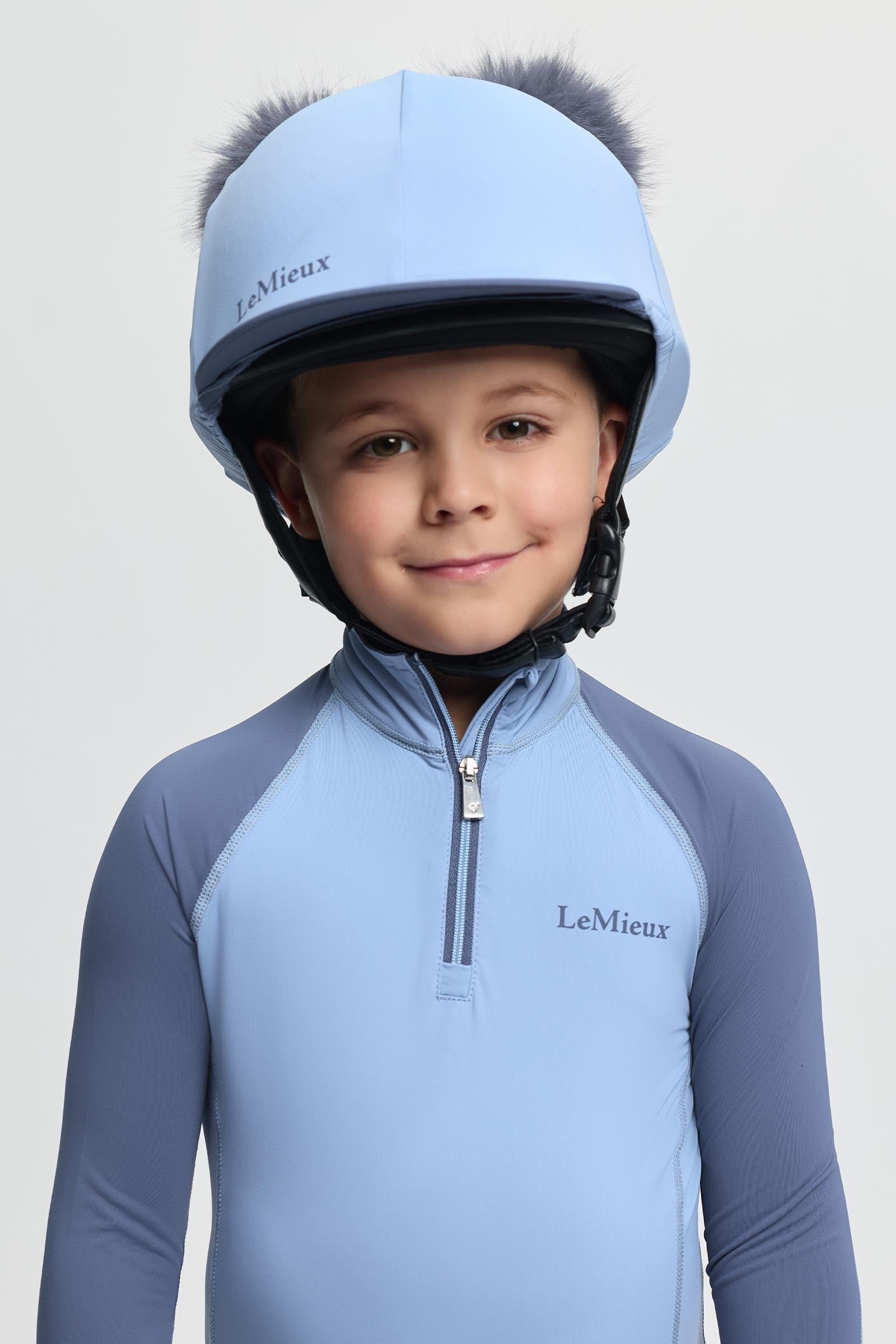 LeMieux Mini dubbel pom hjälmöverdrag Barnridkläder
