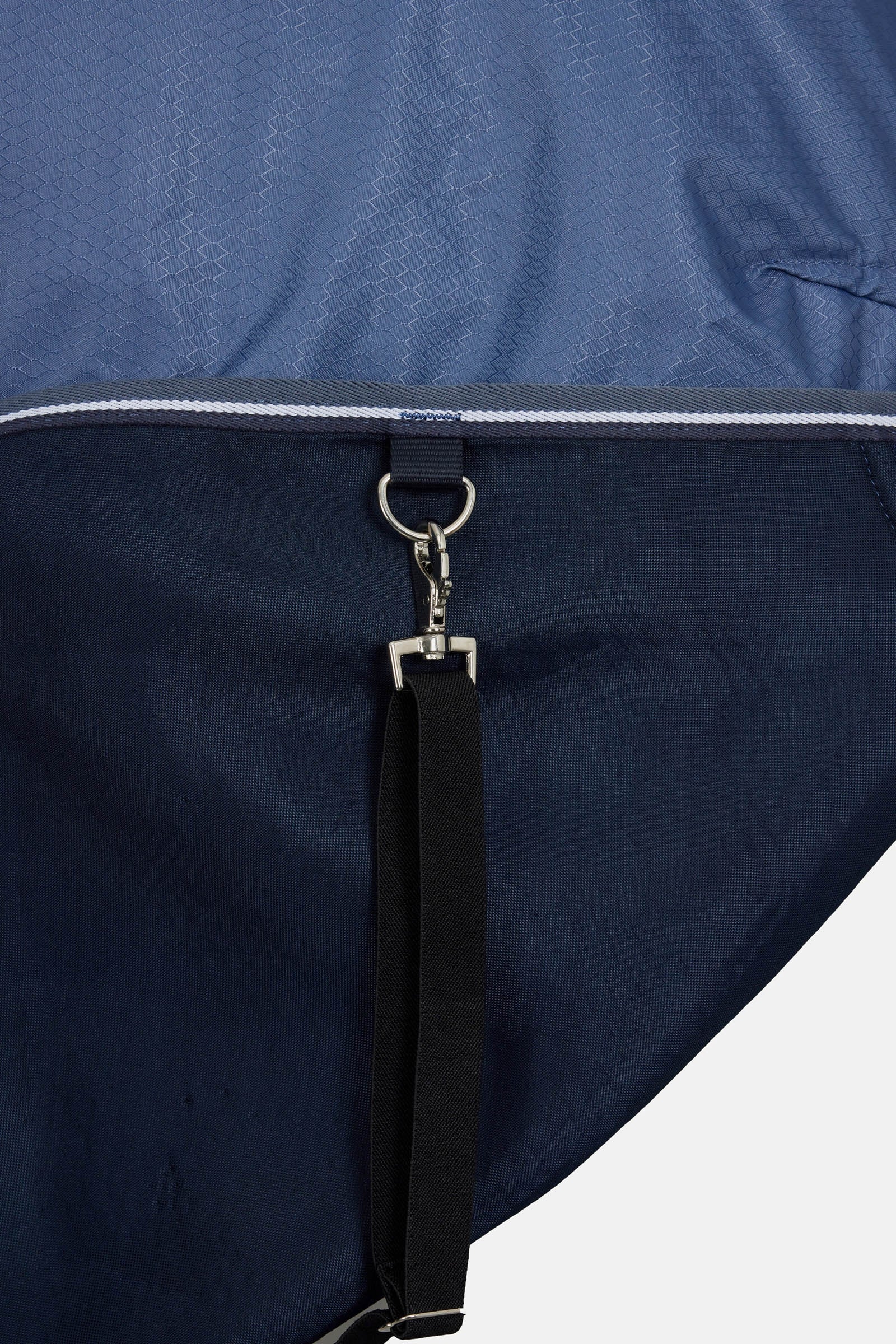 Pack shot 5