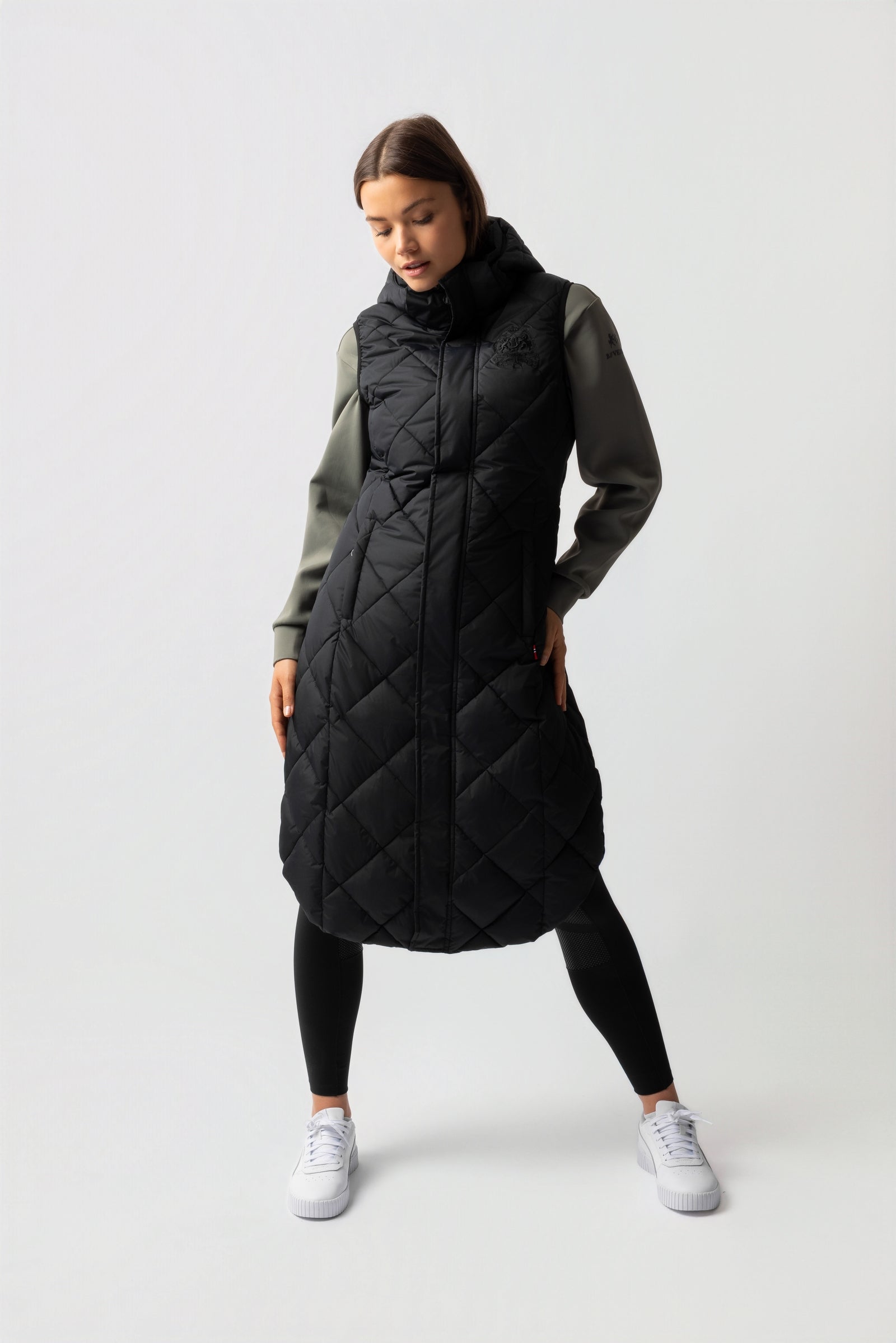 B Vertigo Gem lång vadderad ridväst Damridkläder