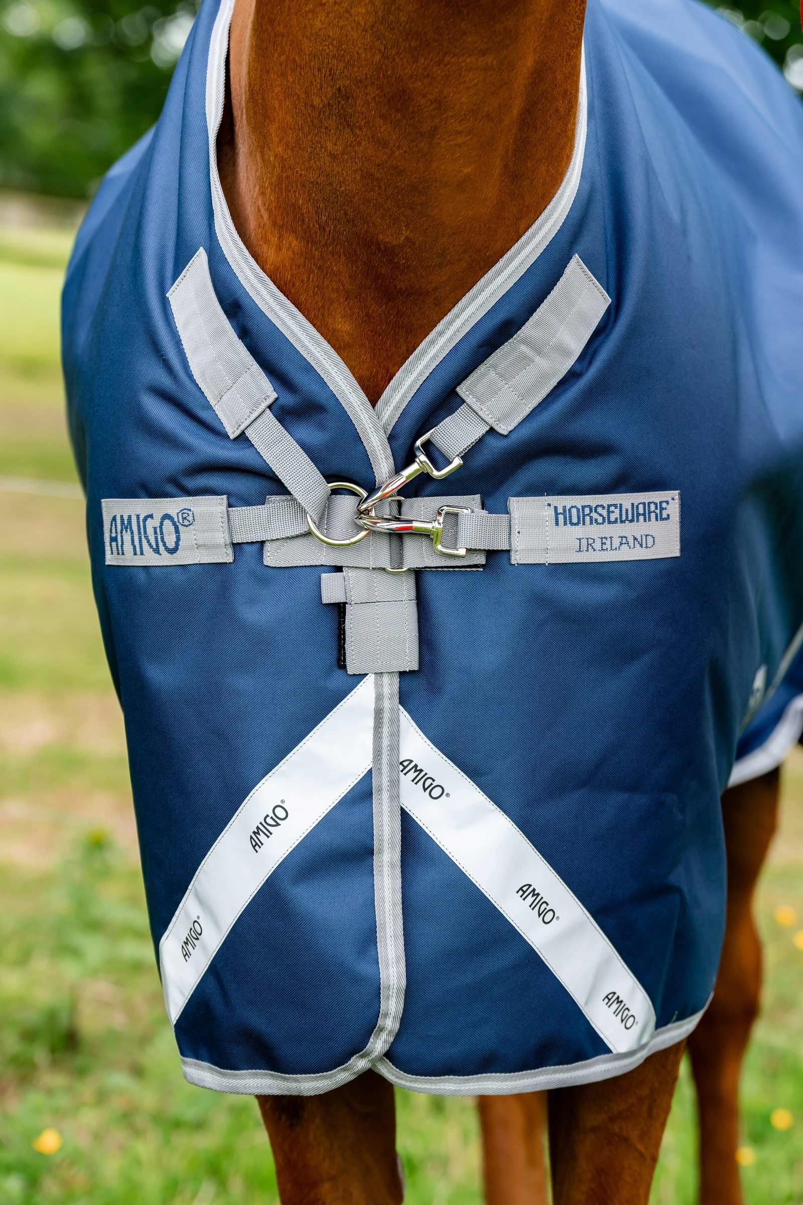 Horseware Amigo Bravo 12 Plus Turnout Rug With Detachable Neck, 400g Horse Rugs